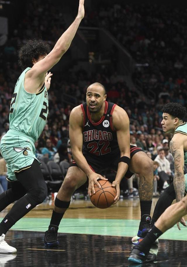 U8国际-NBA常规赛赛前走向成谜；芝加哥公牛临场应变；震撼外界；身体对抗强度拉满的简单介绍