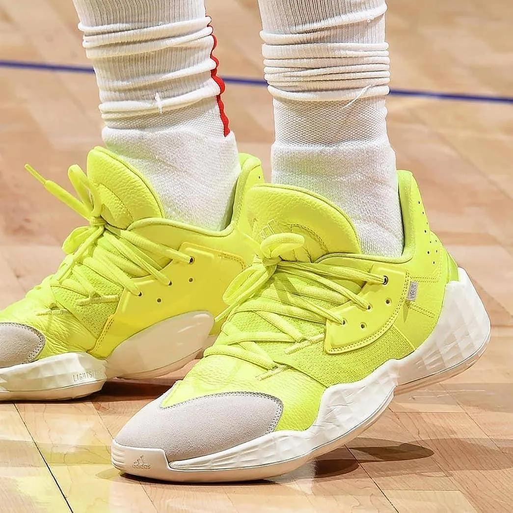 U8娱乐-包含Rookie巅峰对决，哈登与30激战西班牙队分钟，败北胜负难料！的词条