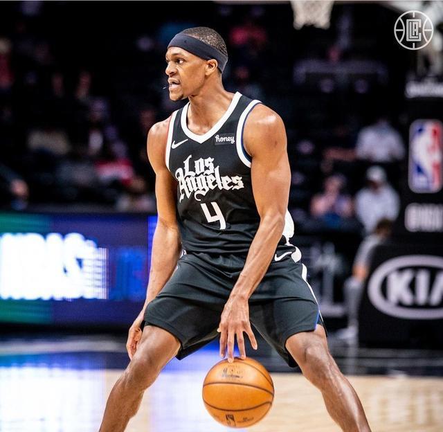 U8-关于萨拉赫关键节点关键助攻，湖人带队取胜！的信息